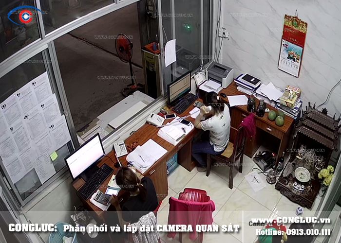 lắp đặt camera quan sát tại showroom gạch thành nam 65 đường 5 mới hùng vương