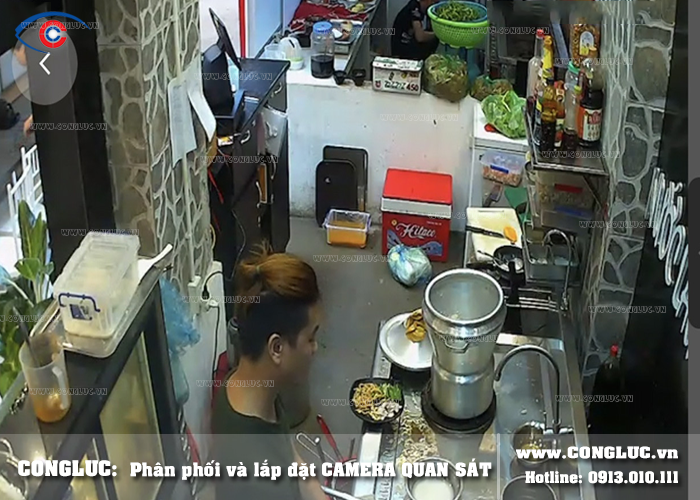 camera wifi quan sát bên trong cửa hàng